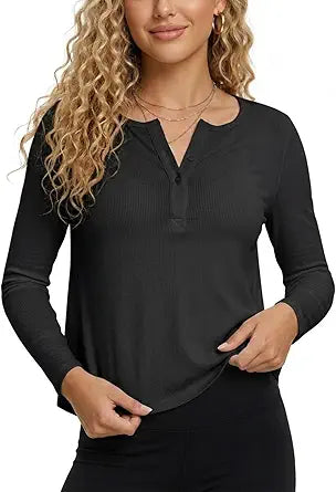 MOFEE Ribbed Half-Zip Polo Long Sleeve Top in Black