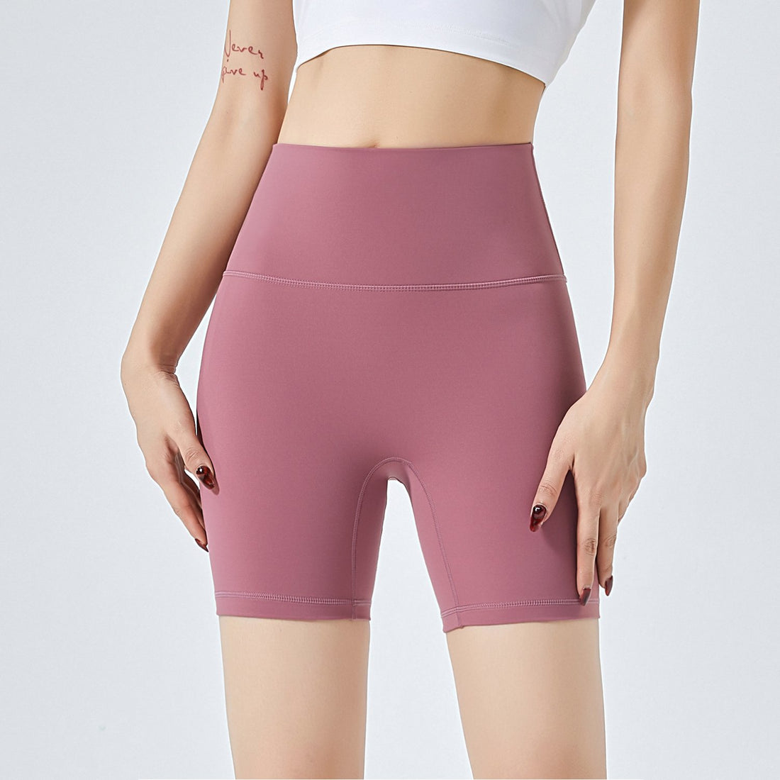 MOFEE Studio Training Short SFK-009 in Berry